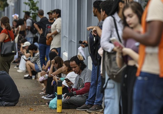 Segundo dia de provas do Enem acontece neste domingo em todo o Brasil