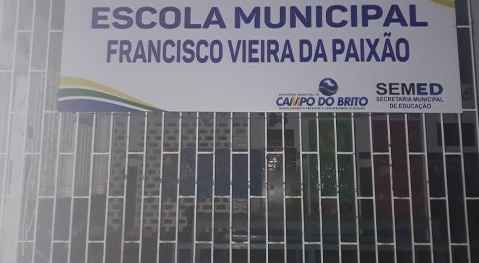 Escola arrombada