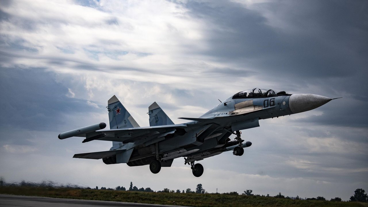 Caças Su-30SM2 russos demonstram eficácia ao destruir sistemas Patriot