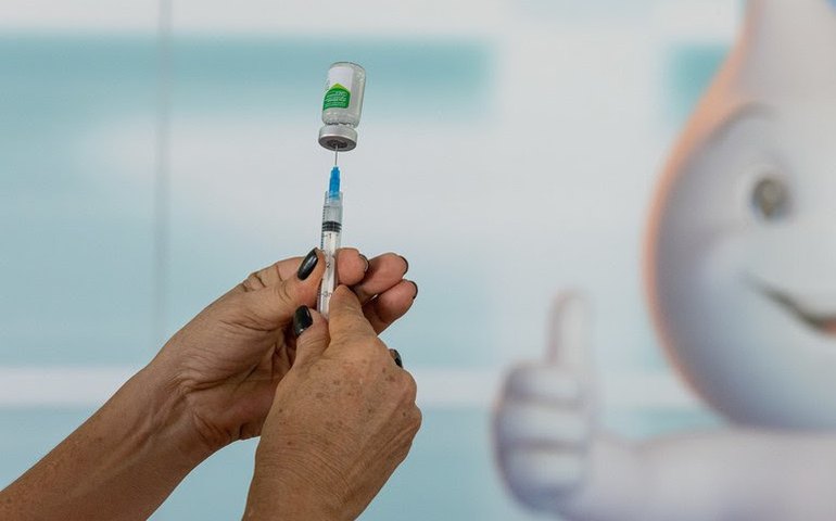 Mascote Zé Gotinha é o mais aplaudido no desfile de 7 de setembro em Brasília