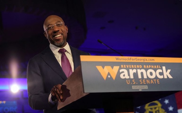 Democrata vence segundo turno na Geórgia e garante maioria no Senado dos EUA