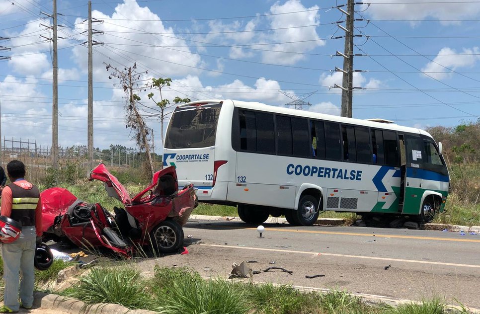 Acidente grave deixa um morto e quatro feridos em Socorro