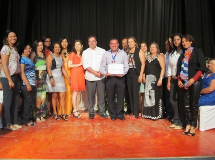 Servidores da Educação serão homenageados em Arapiraca, sexta (14)