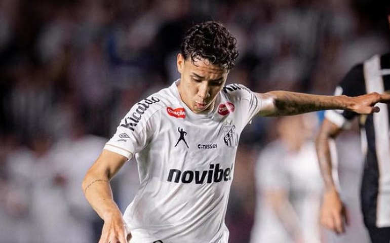 Gabriel Bontempo renova com o Santos até o fim de 2030: 'Espero retribuir dentro de campo'