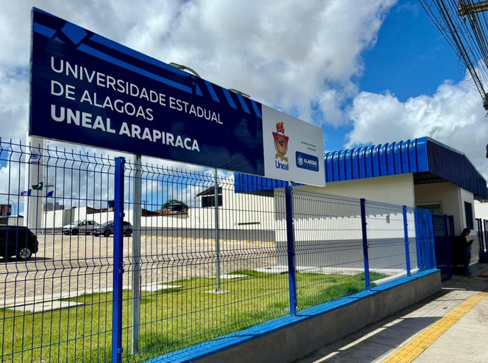 Arapiraca recebe investimentos históricos que transformam a educação e a infraestrutura urbana