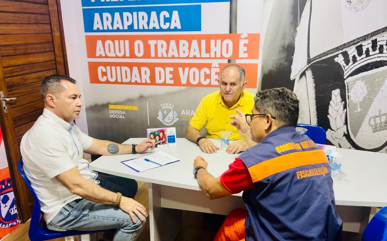 Secretaria de Defesa Social se reúne com Corpo de Bombeiros de Arapiraca para tratar dos festejos juninos