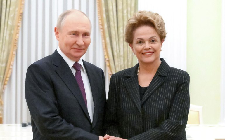 Dilma encaminha saudações de Lula a Putin