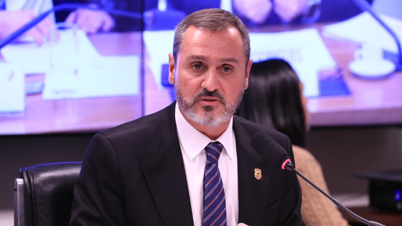 PGR se manifesta contra afastamento de diretor-geral da PF