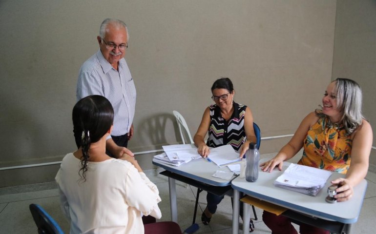 Inscrições para cursos gratuitos na Escola de Artes vão até quinta (9)