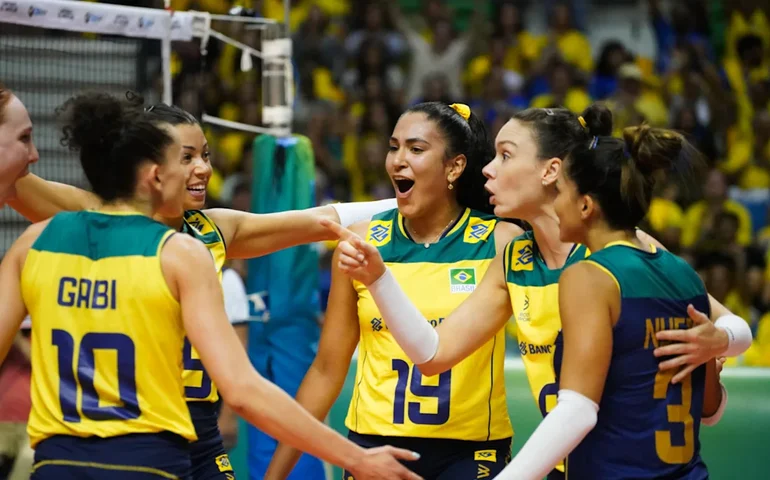 Brasil continua surpreendendo no beisebol e vôlei passa fácil pela Argentina no Pan de Santiago