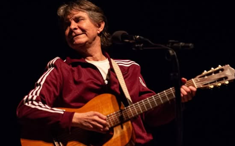 Lô Borges: o que é traqueostomia, procedimento ao qual o cantor, que está internado há 11 dias, foi submetido