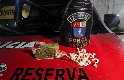 Polícia Militar apreende arma e drogas na Cidade Universitária e no Benedito Bentes, em Maceió