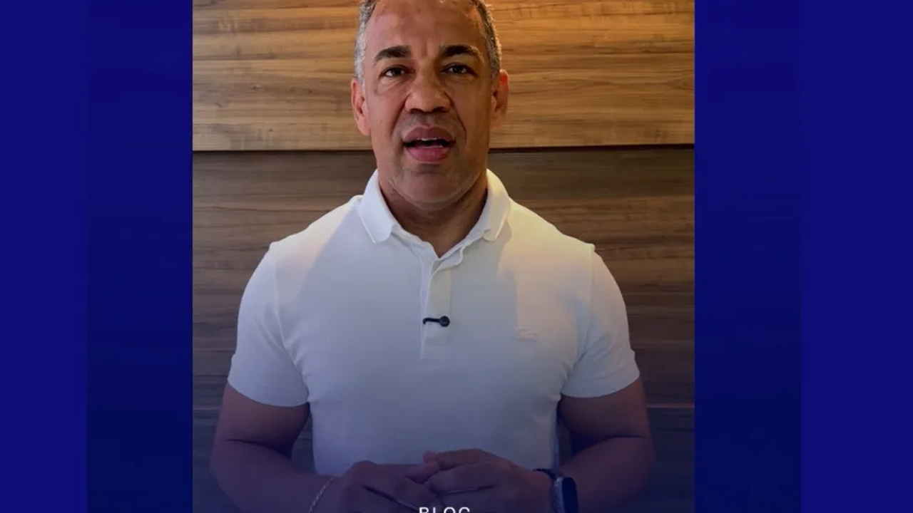 Vídeo: Siderlane retorna à Câmara de Maceió e adia sonho de Caio Bebeto