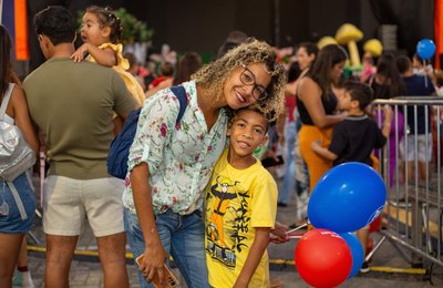 Dia das Crianças: Semed leva mais 250 alunos para show na Arena da Alegria