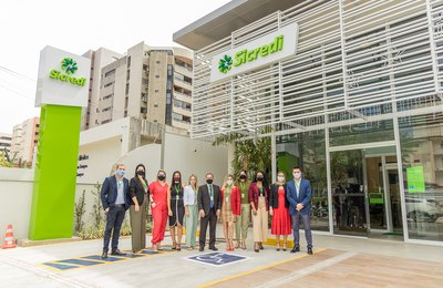 Sicredi inaugura nova agência no bairro da Ponta Verde