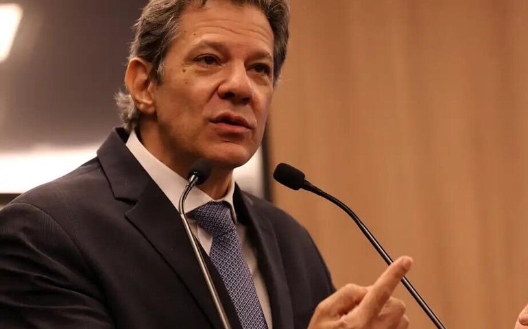 Fake news sobre Pix afastou 'fintechs' da mira da Receita; Haddad anuncia monitoramento rigoroso
