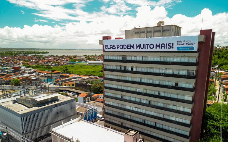 Servidoras da Sefaz são homenageadas por conduzir com maestria o desenvolvimento econômico de Alagoas