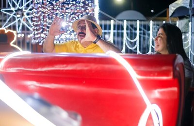 Secretária Gabriela Gonçalves e prefeito de Rio Largo vistoriam início dos preparativos para o Natal Luz 