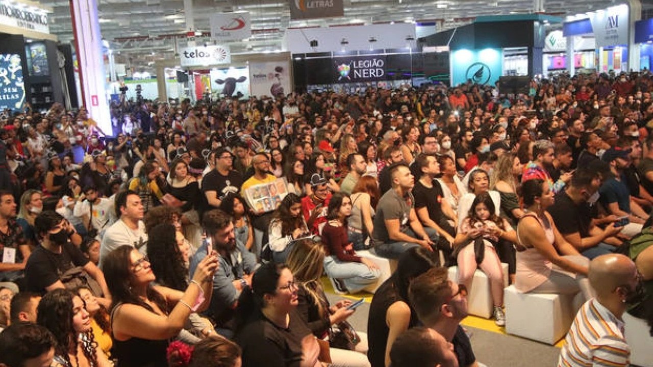 Tiktokers, autores estreantes e mulheres marcam edição da Bienal do Livro de SP