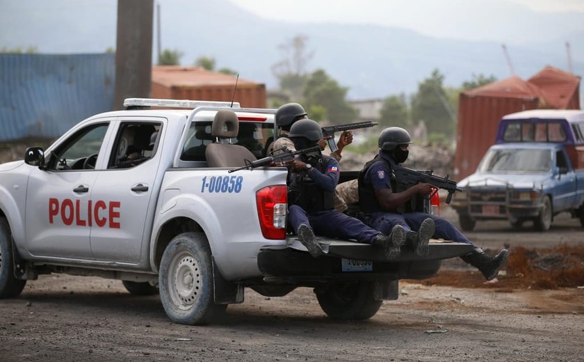 Líder de gangue do Haiti ameaça com guerra civil se primeiro-ministro não renunciar