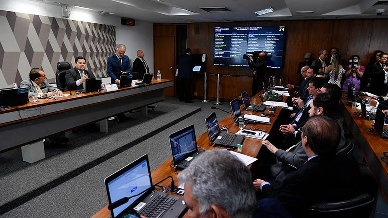 CCJ aprova permuta entre juízes de diferentes tribunais