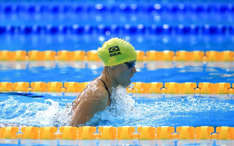 Seleção paralímpica de natação compete no World Series na França