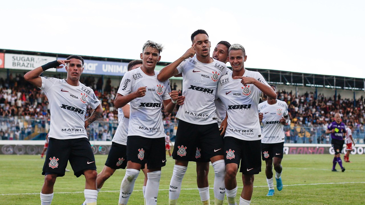 Corinthians elimina o América-MG e avança às semifinais da Copa São Paulo de Juniores