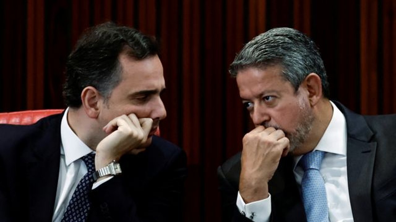 Senado perde protagonismo em meio à disputa entre Rodrigo Pacheco e Arthur Lira