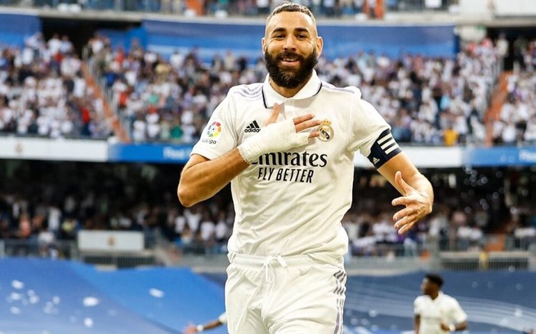 Sem Messi e Neymar, Benzema é o favorito para ganhar a Bola de Ouro