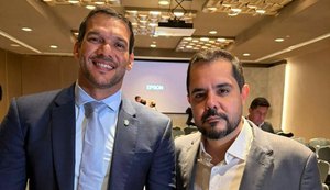 Eduardo Marinho ao lado do Samyr Xaud  / Foto: ASCOM CRB