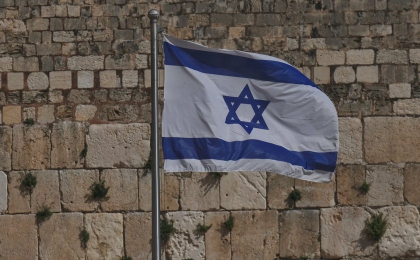 Comissário reafirma proposta para que Israel perca acesso preferencial ao mercado da UE