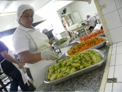 Casa pastoral serve, em média, 800 refeições por dia durante a convenção