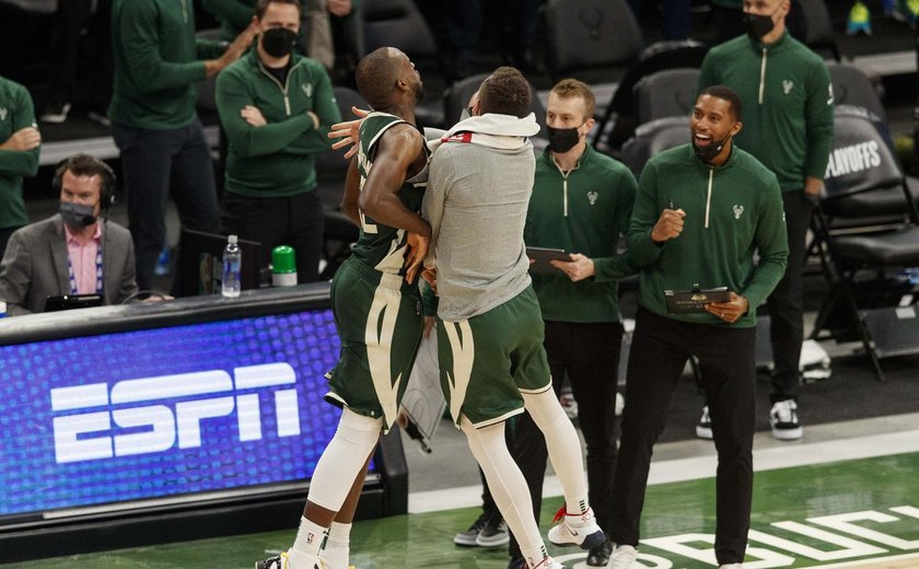 Milwaukee Bucks derrota Miami Heat e faz 2 a 0 na série; Nuggets empatam no Oeste