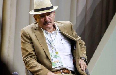 Por unanimidade, Aldo Rebelo é expulso do DC