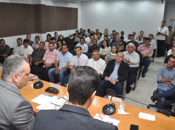 Ministério Público dá prazo de quatro meses para cidades encerrarem lixões