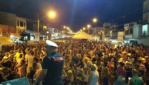 CARRO QUEBRADO / Foto: Reprodução