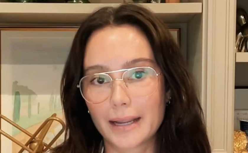 Mulher de Bruce Willis diz que morar em casa separada do ator foi a decisão 'mais difícil'