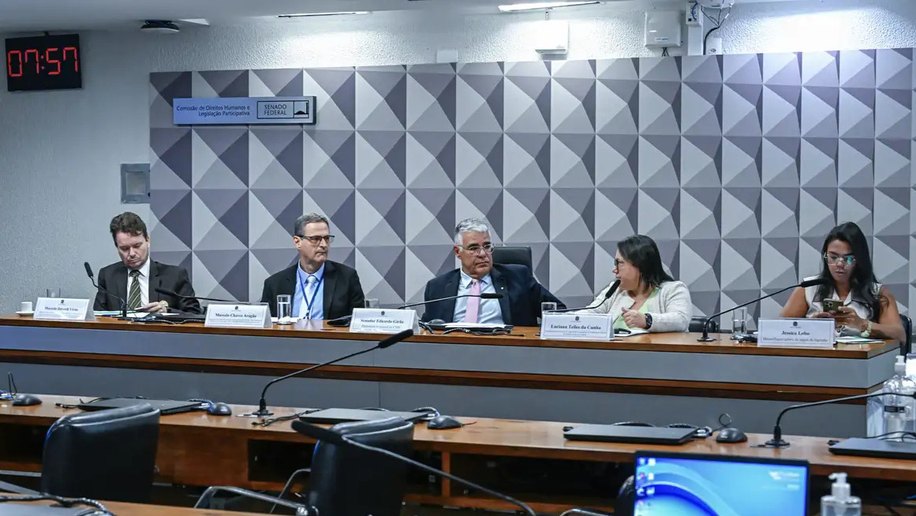 Defensores pedem regras mais rígidas para publicidade das bets
