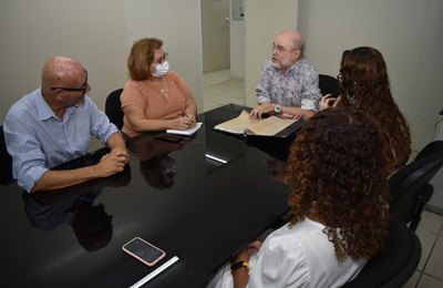 Coleção de cartas manuscritas de Graciliano Ramos são doadas ao Arquivo Público de Alagoas