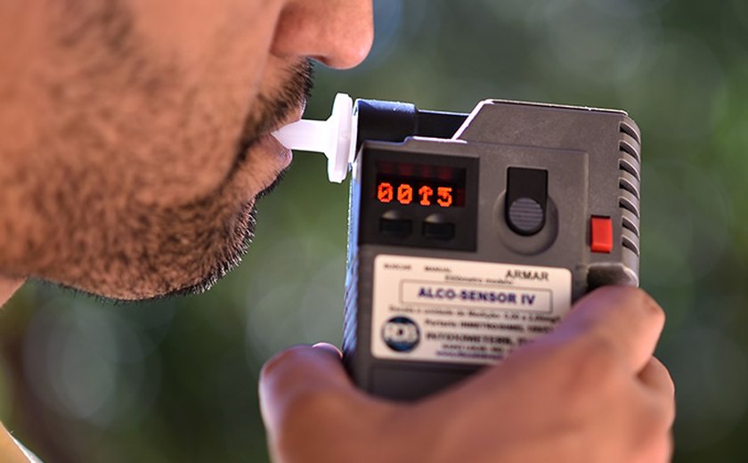 Motorista embriagado é preso após fuga e manobras perigosas em Craíbas