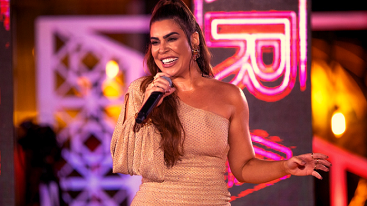 “Nem Te Culpo” é o novo single de Naiara Azevedo