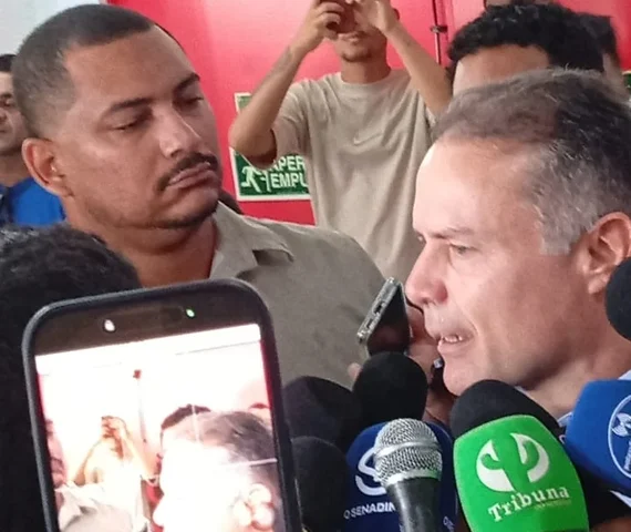 Renan Filho defende imprensa livre e critica processos contra jornalistas em Alagoas