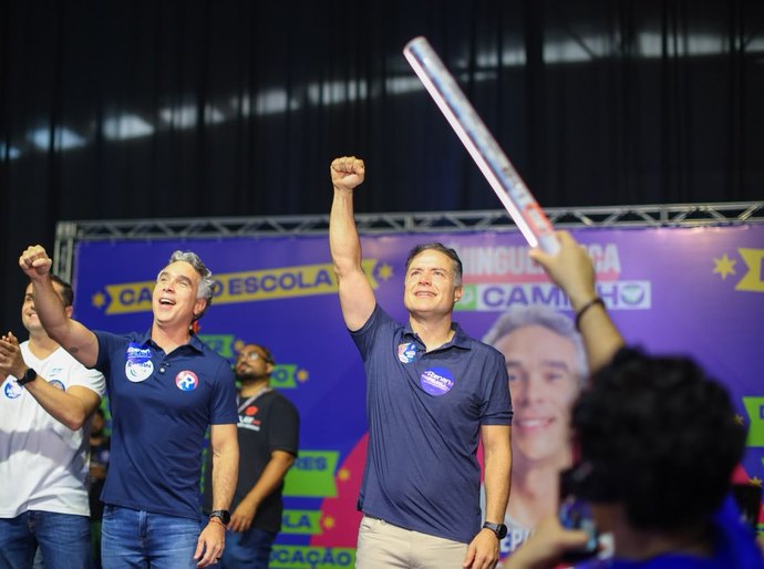 Renan Filho anuncia bolsa para alunos com melhor desempenho e promete fortalecer educação em Alagoas