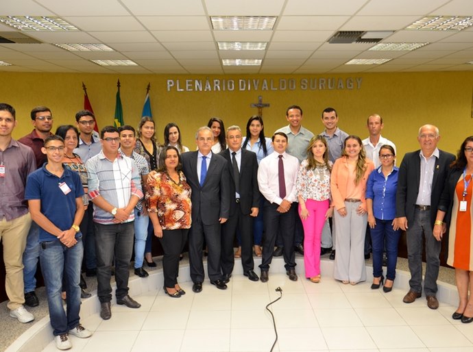 “TCE/AL de Portas Abertas” recebe alunos da Faculdade do Sertão