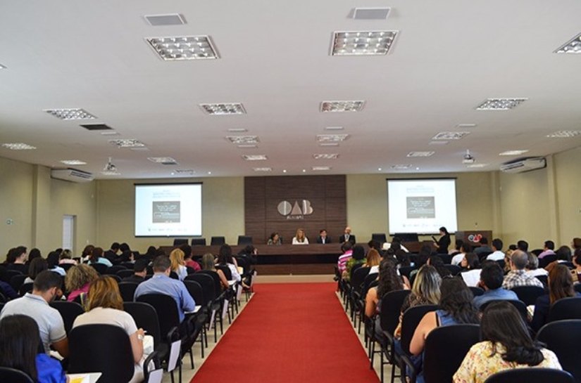MPF recebe cerca de 160 pessoas em debate sobre educação digital em AL