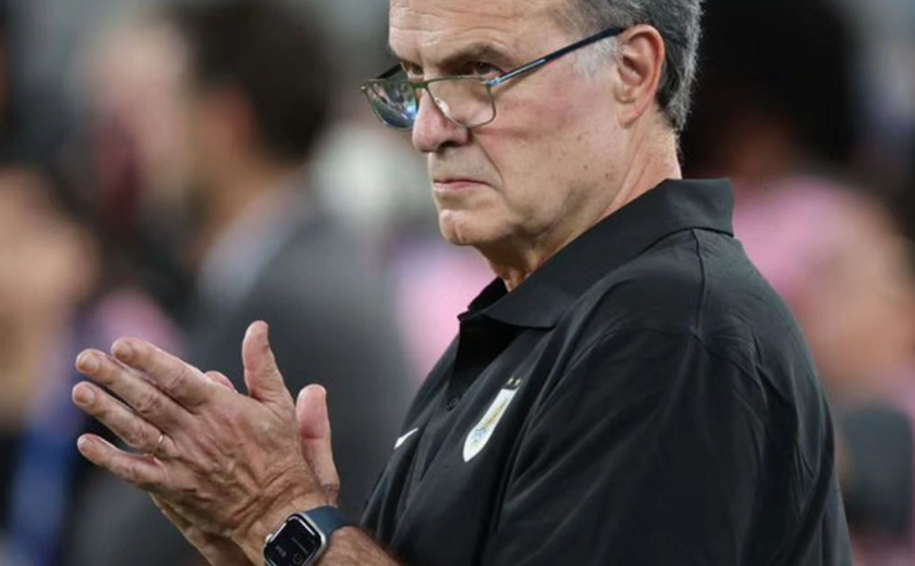 Bielsa admite 'autoridade afetada' após críticas, mas não vê influência em derrota do Uruguai