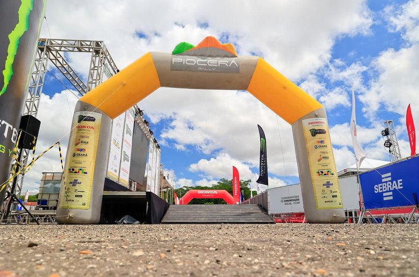 Do extremo Norte ao Sul, pilotos cruzam o país para competir e fazer turismo no sertão