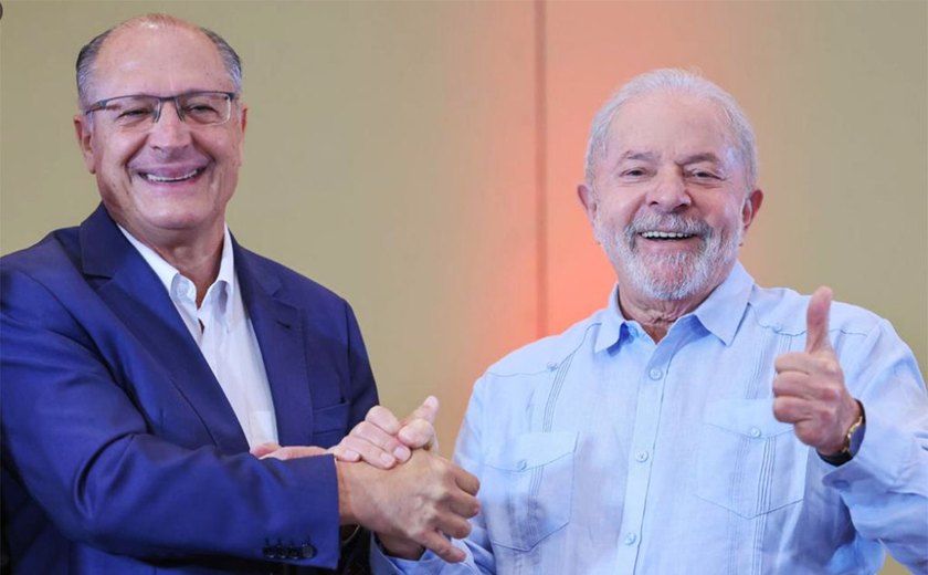 &#8216;Pelo poder, se uniram&#8217;, diz Bolsonaro sobre chapa Lula-Alckmin