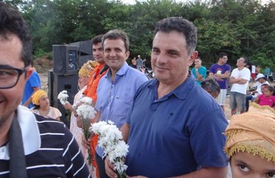 Depois do Caixão, prefeito autoriza licitação para a compra de lanches e refeições, na ordem de R$ 1 milhão e 631 mil 