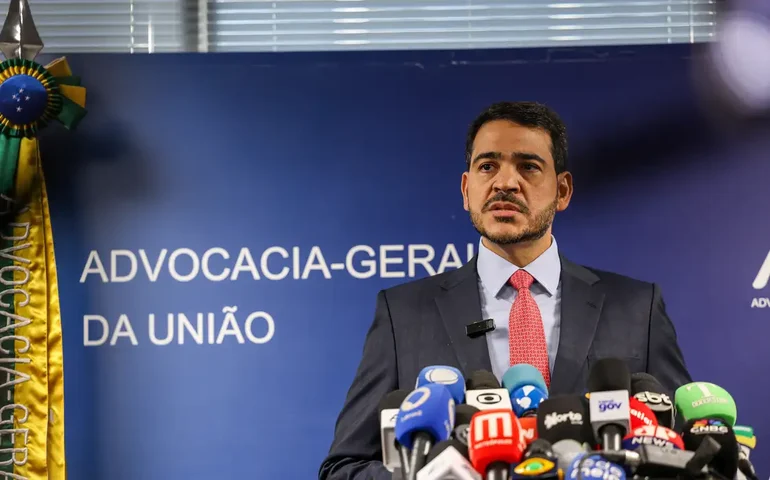 AGU valoriza a proposta de diálogo interinstitucional sugerida pelo STF sobre IOF, diz Messias